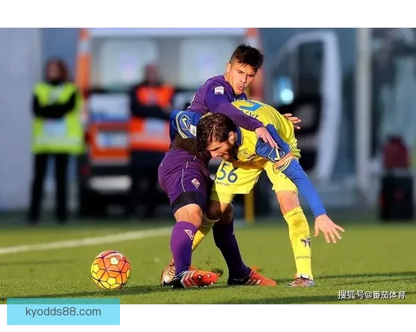 维罗纳主场鏖战佛罗伦萨法乔利射门击中球框难破僵局