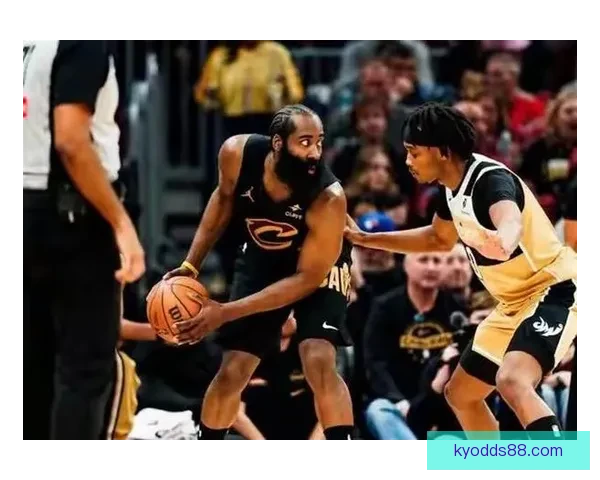 阿伦复出助力骑士内线 强攻强防成为球队主心骨