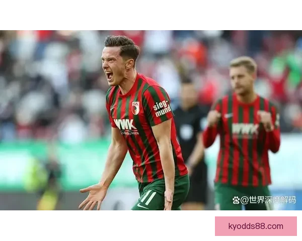 体育精神闪耀赛场奥格斯堡格雷戈里奇主动示意裁判取消犯规赢得尊重